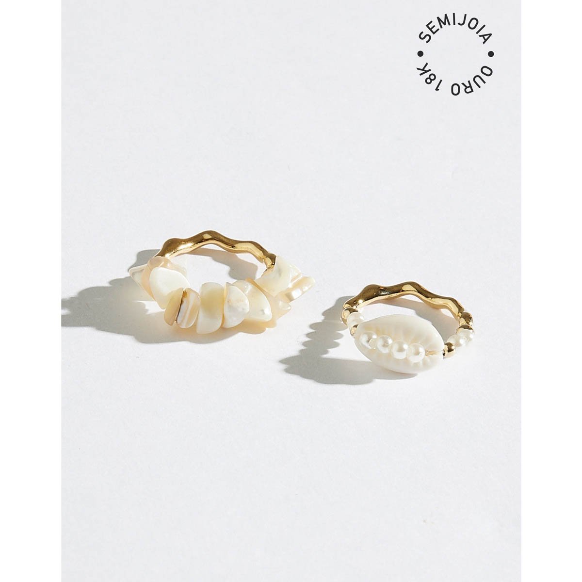 Anel Kit Búzios e Madrepérola Semijoia Tamanho P/M Dourado 2