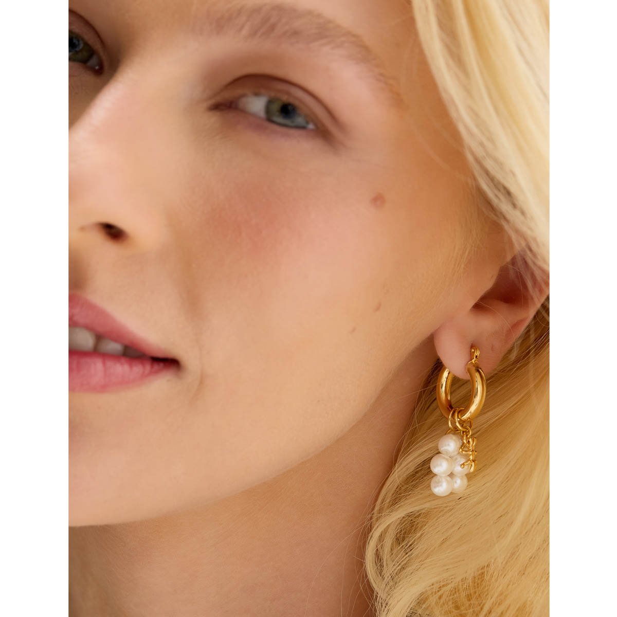 Brinco Argola De Flor Pérolas Banho Dourado - Semijoia Dourado 6