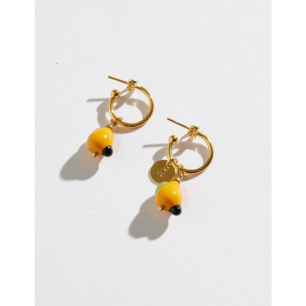 Brinco De Argola Com Pingente Caju