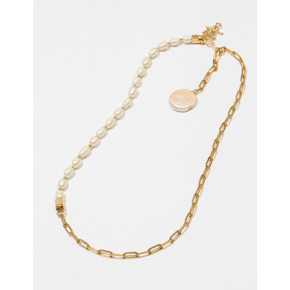 Colar Delicado Elos Pérola Natural - Semijoias Dourado 5