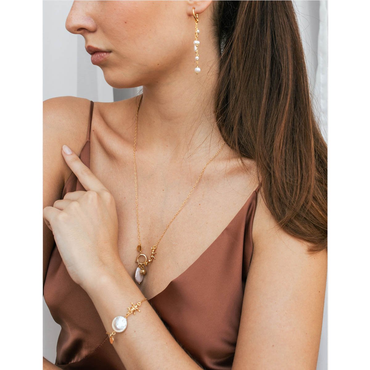 Pulseira Essential Pearl Pérola Barroca com Banho Dourado Dourado 4