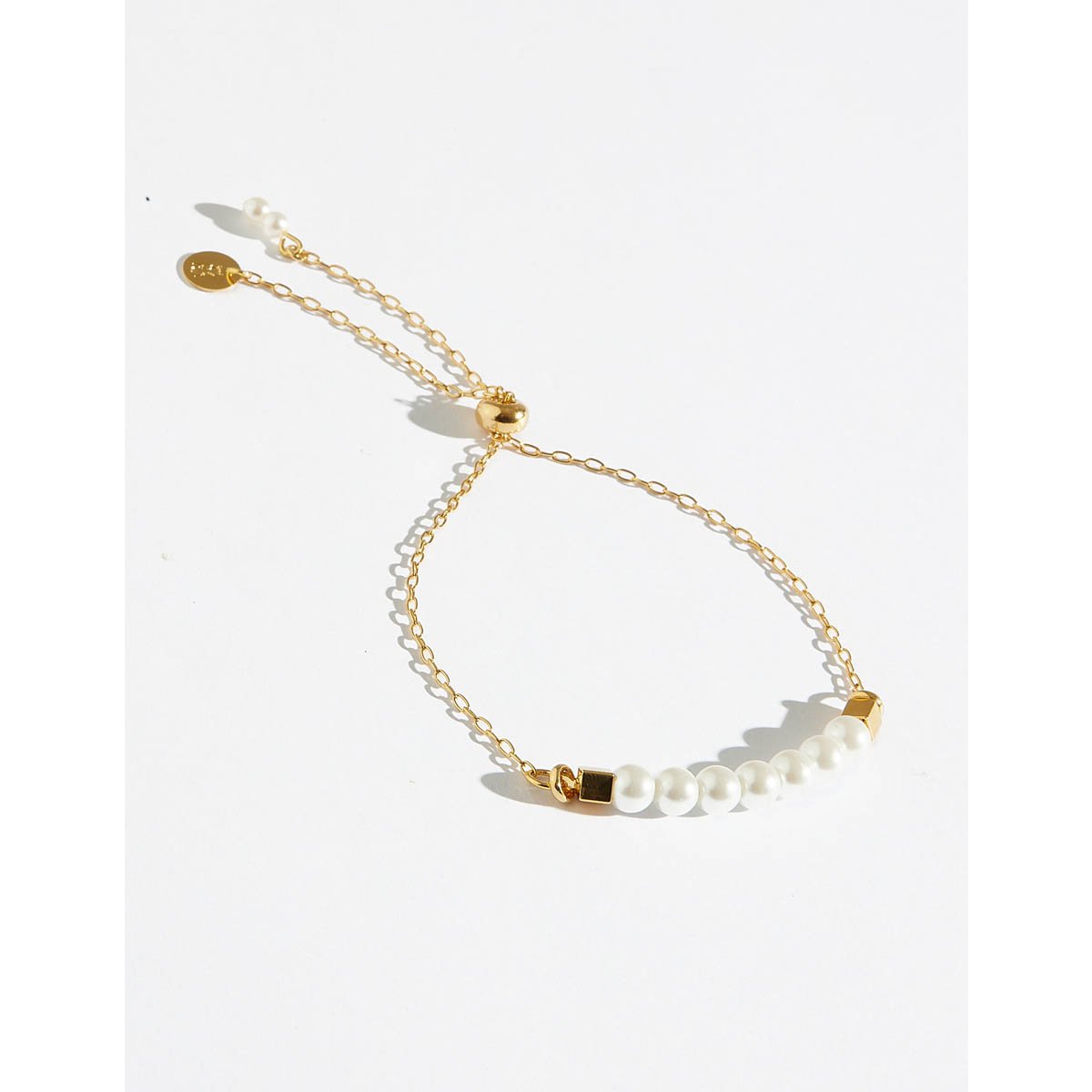 Pulseira Clássica Pérolas com Banho Dourado