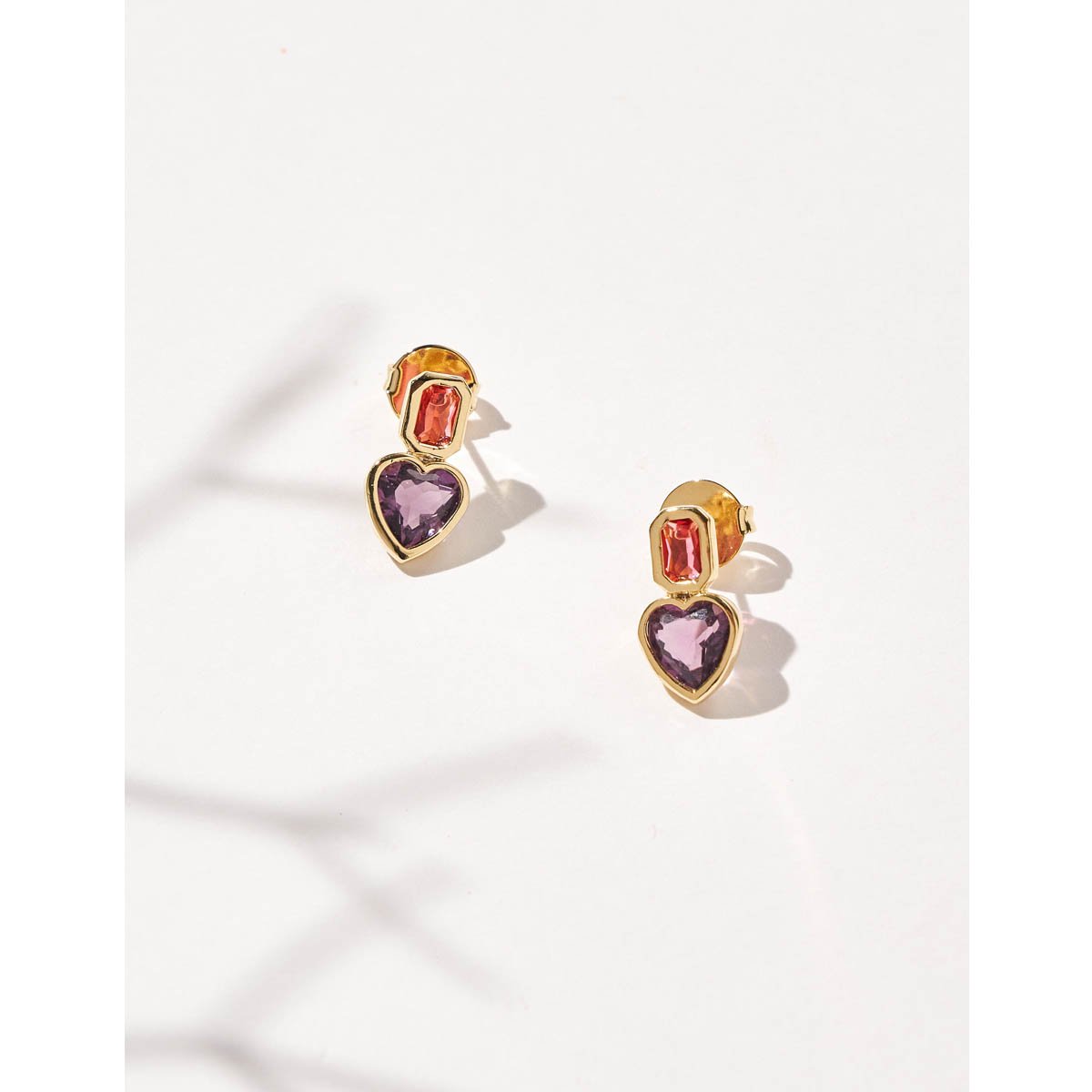 Brinco Infinito Purple Heart com Banho Dourado Dourado 3