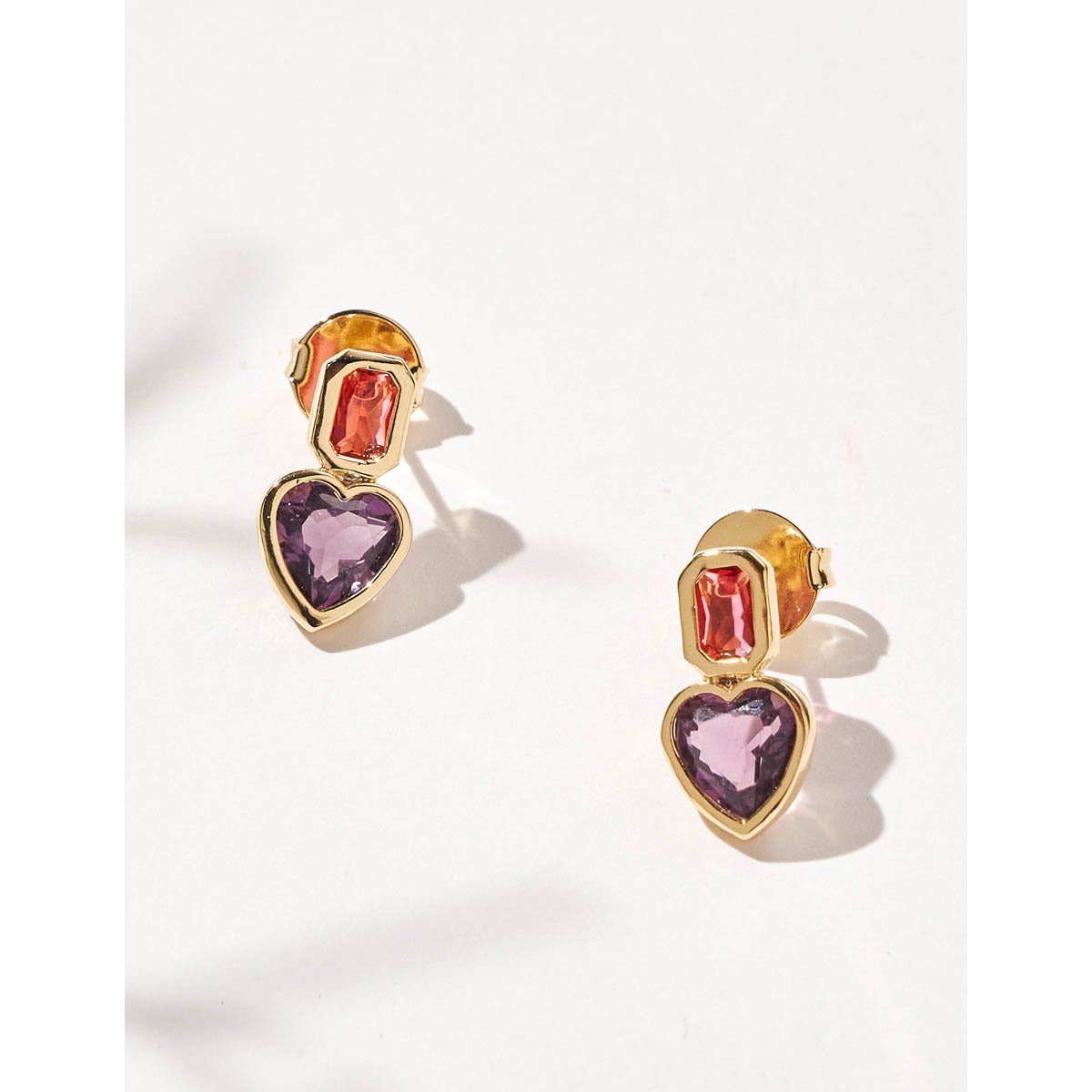 Brinco Infinito Purple Heart com Banho Dourado Dourado 4