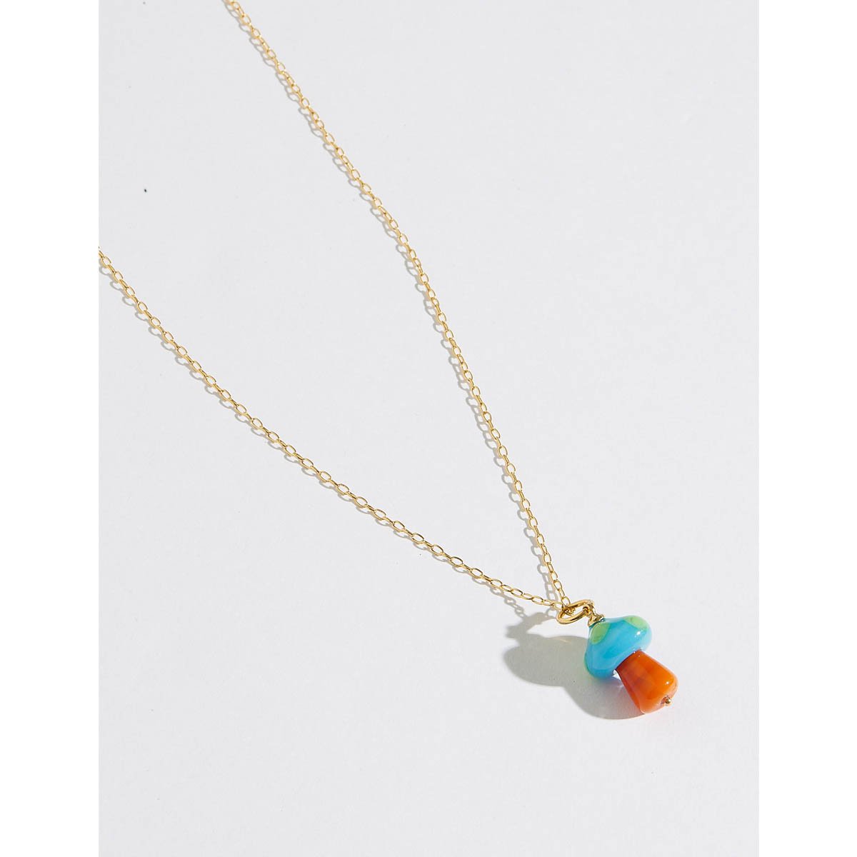 Colar Pingente Cogumelo Laranja Com Azul Dourado 4