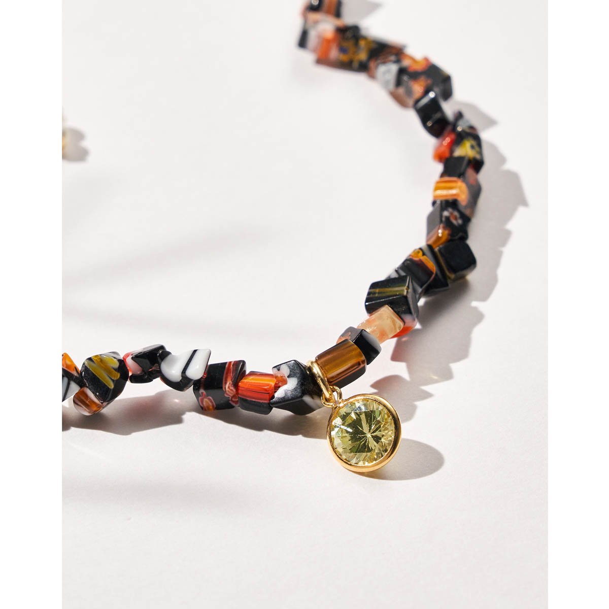 Colar Muranos Glow com Banho Dourado Multicores 7