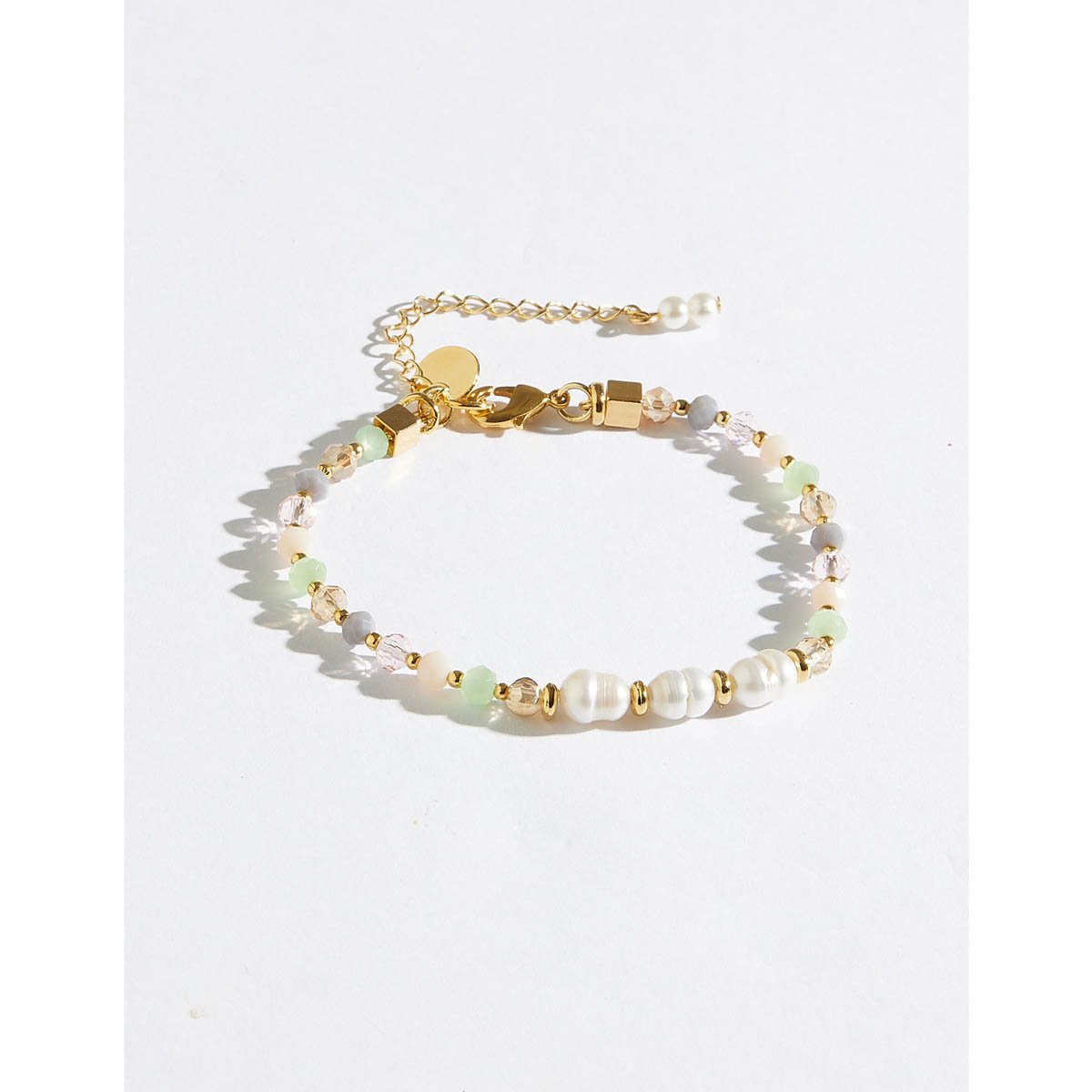 Pulseira Candy Pearls com Banho Dourado