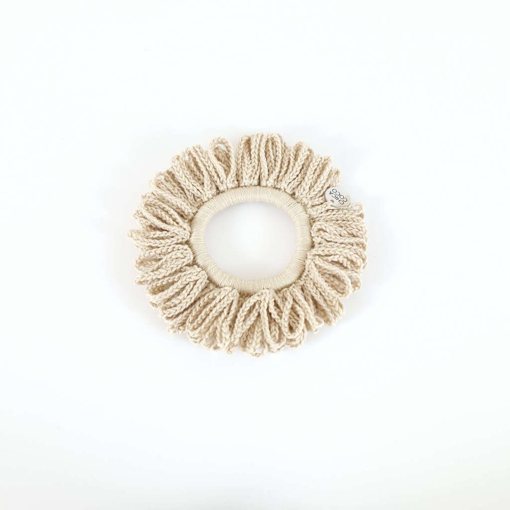 Scrunchie Argola em Crochê Porcelana
