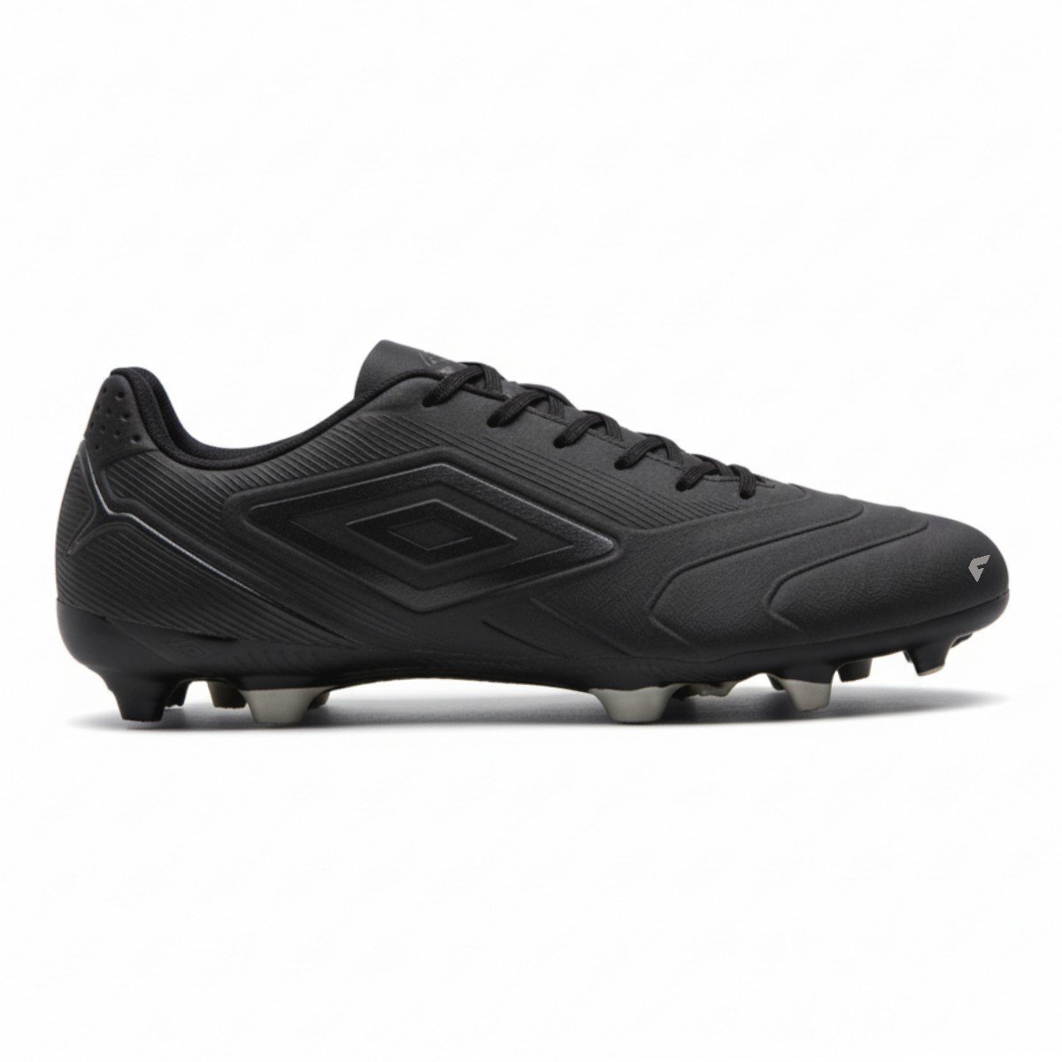 Chuteira Campo Umbro Attak III Adulto