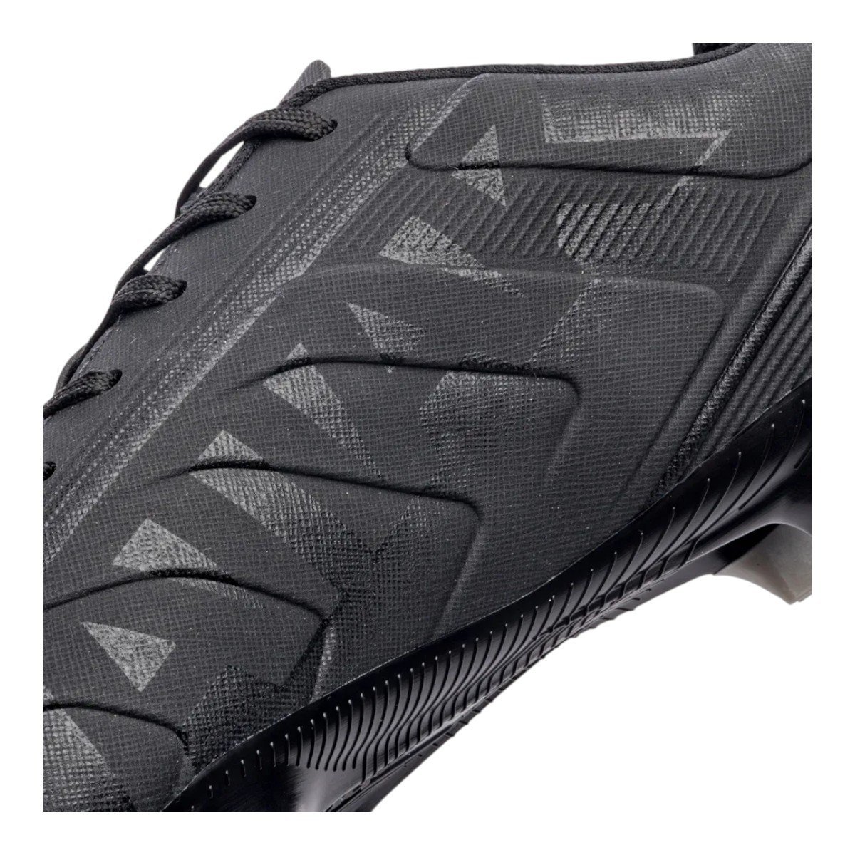 Chuteira Campo Umbro Attak III Adulto Preto 6