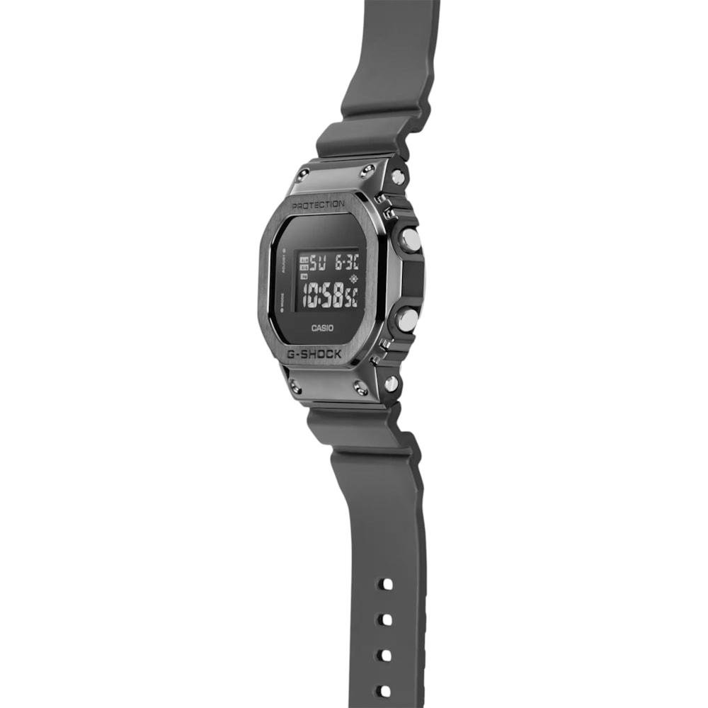 Relógio G-SHOCK GM-5600UB-1DR Preto 4