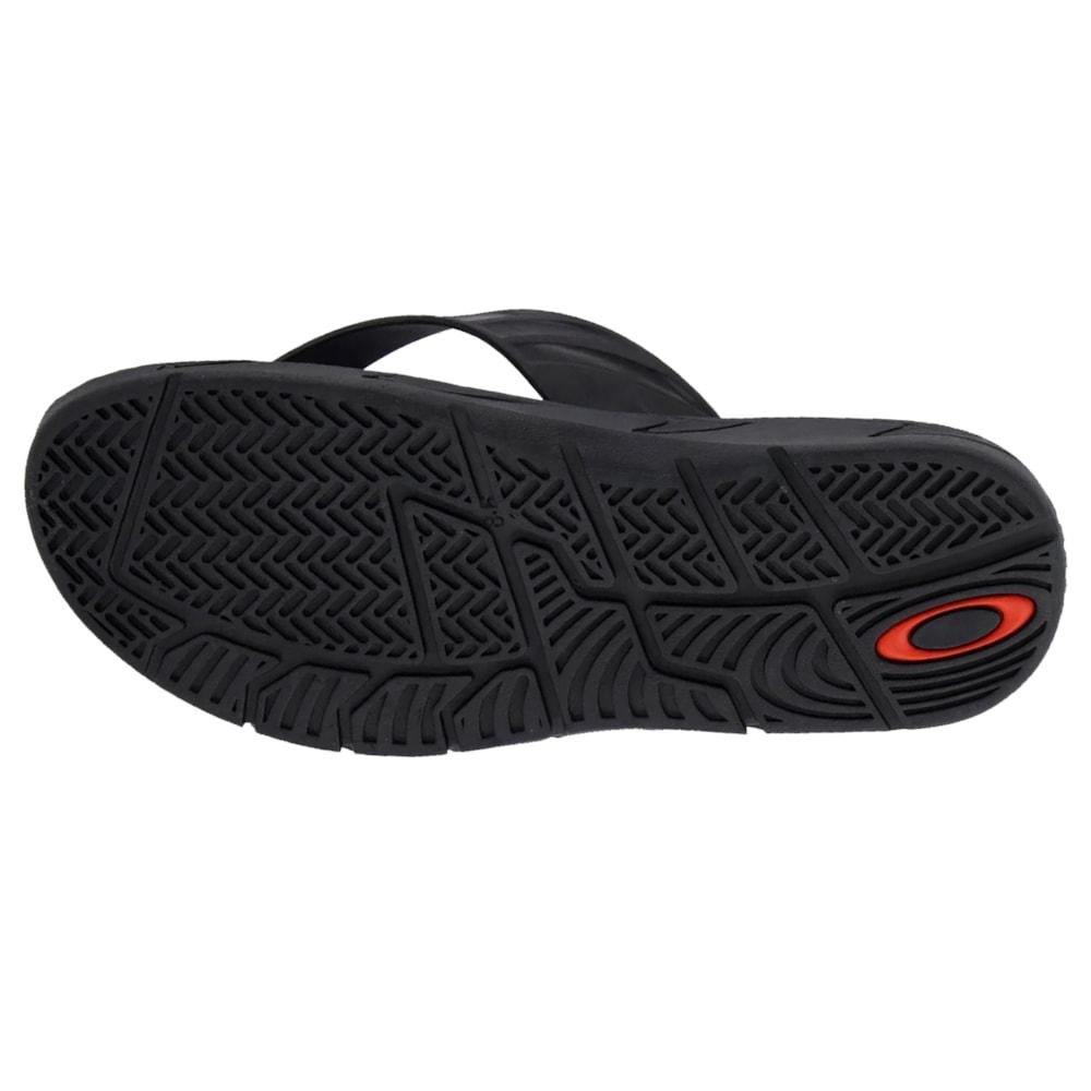Chinelo Oakley Crowd B1B Preto Preto 4