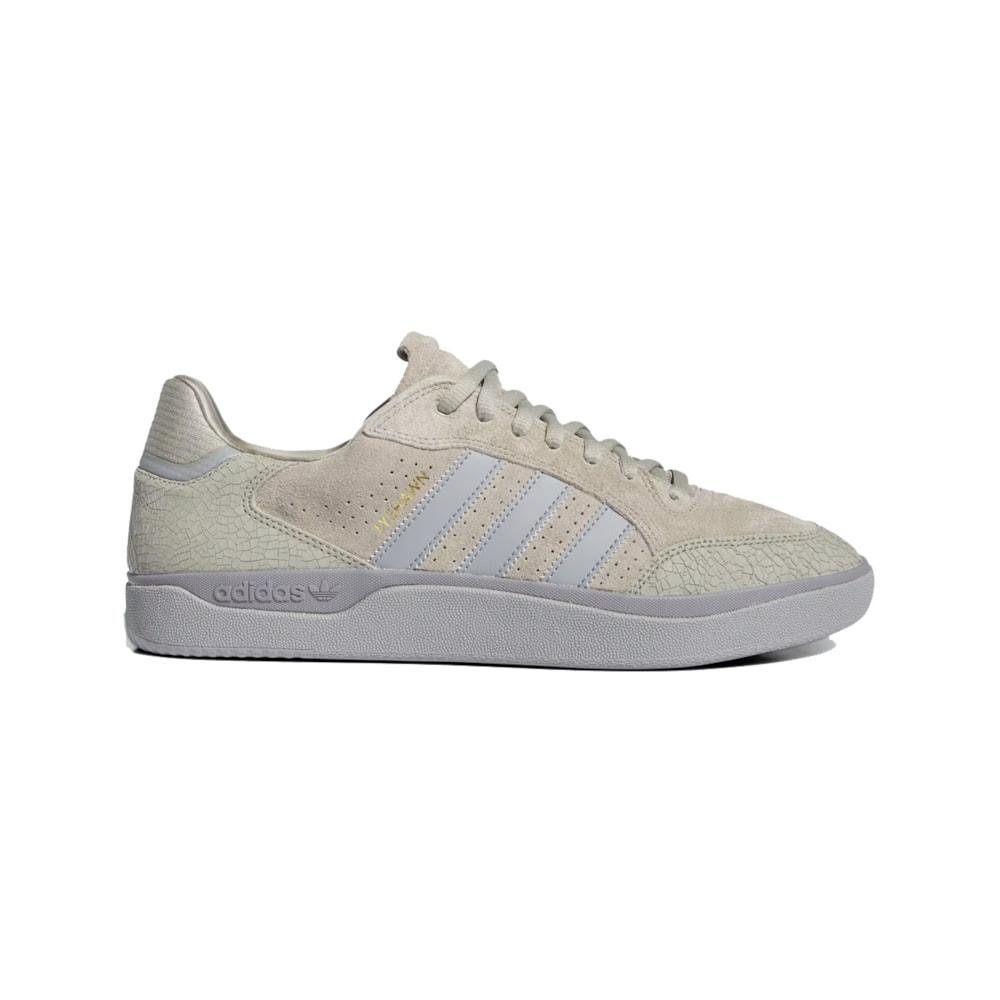 Tênis Adidas Tyshawn Low Silver Pebble Grey Three Gold Metallic Bege 2