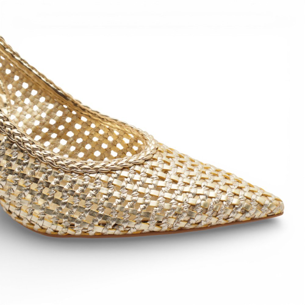 Scarpin Belluno Slingback Salto Alto Fino Vazado Tressê Ouro 8