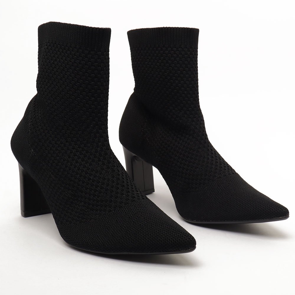 Bota Giulia Domna Salto Barra Médio Bico Fino Knit Preto 3