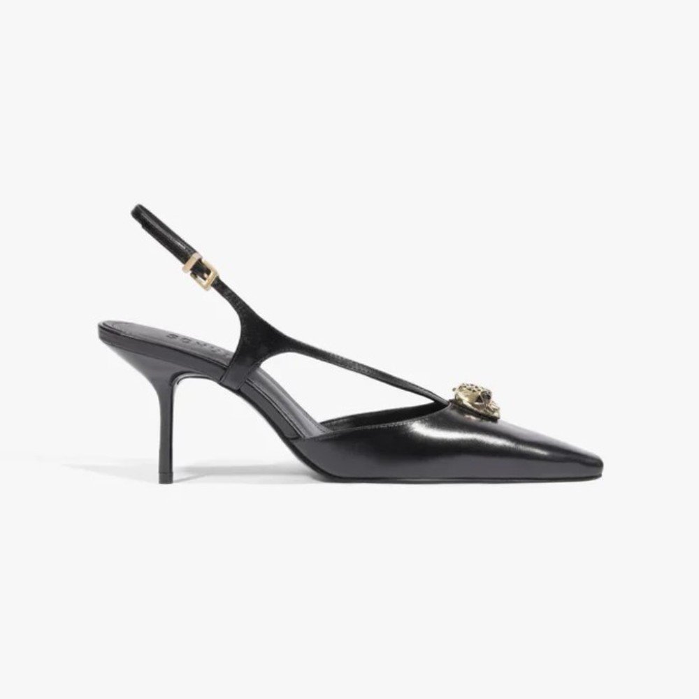 Scarpin Slingback Leoness Adorno Leão