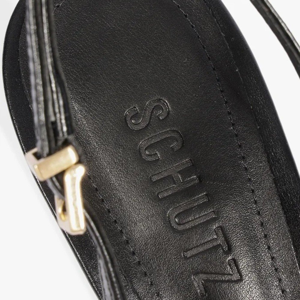 Scarpin Slingback Leoness Adorno Leão Preto 6