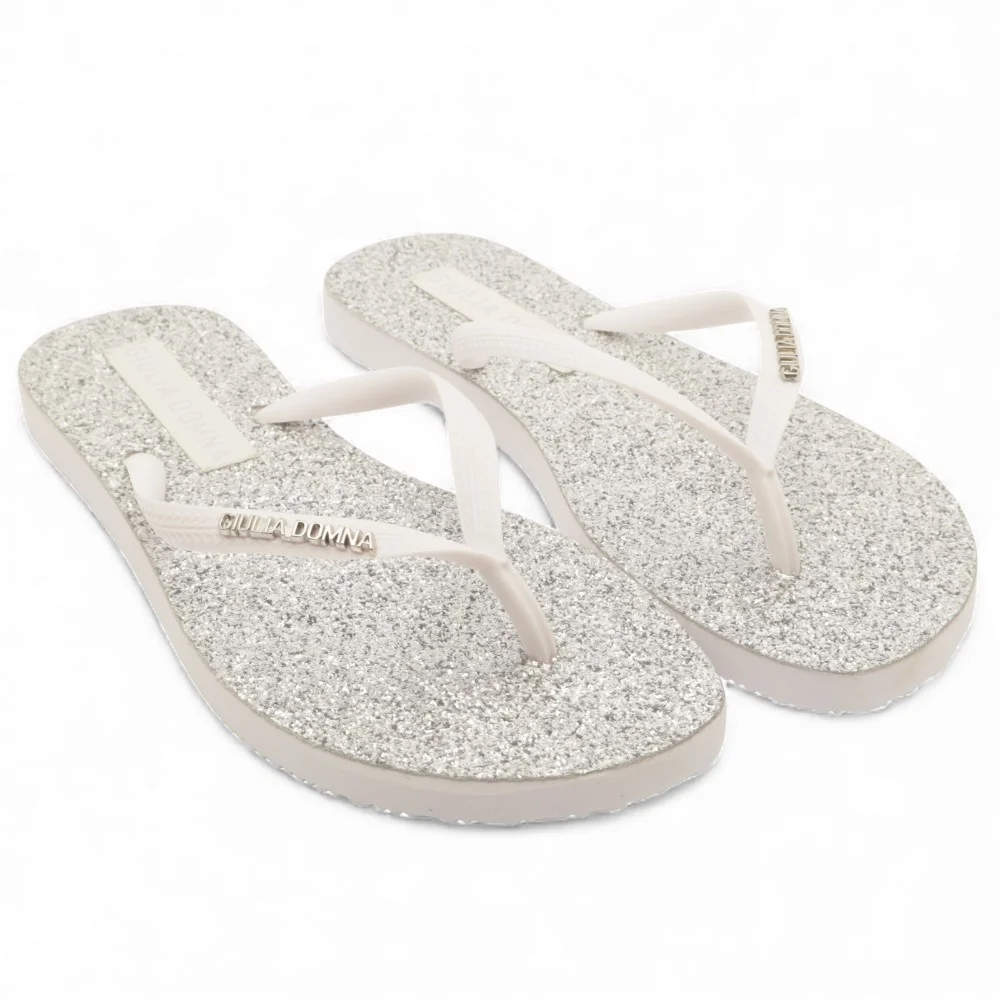 Chinelo Giulia Domna Havaí Bico Oval Glitter Branco 3