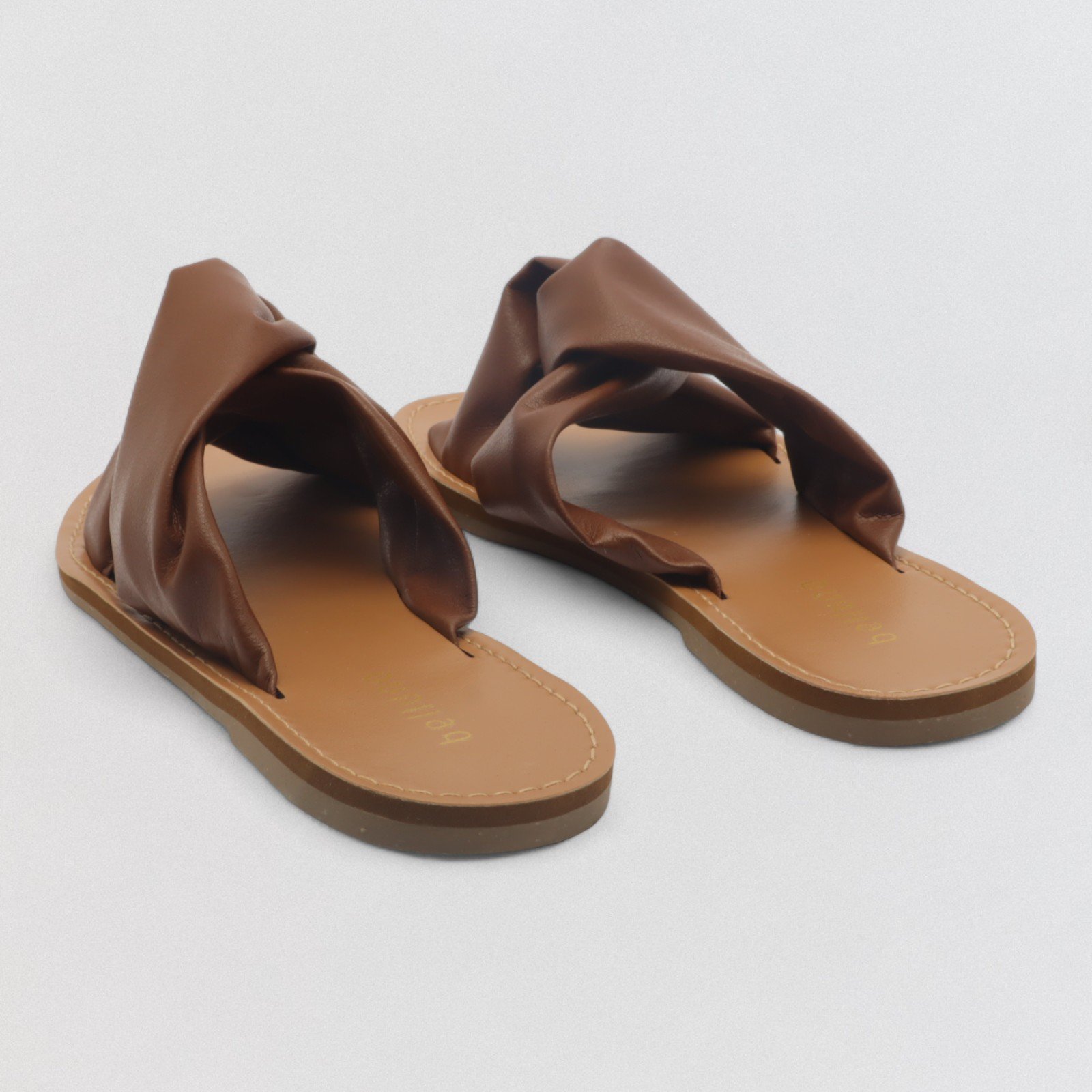 Chinelo Feminino Belluno Couro Tiras Cruzadas Fofas X Marrom 5