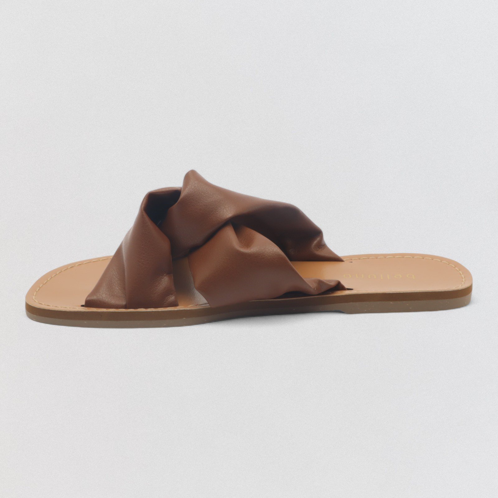Chinelo Feminino Belluno Couro Tiras Cruzadas Fofas X Marrom 6