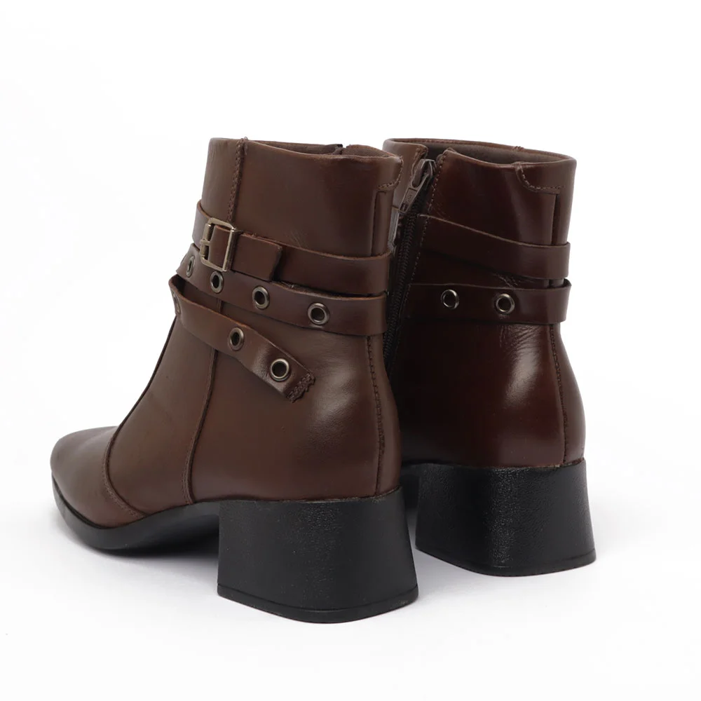 Bota Belluno Salto Bloco Cano Baixo Tiras Furos Marrom 4