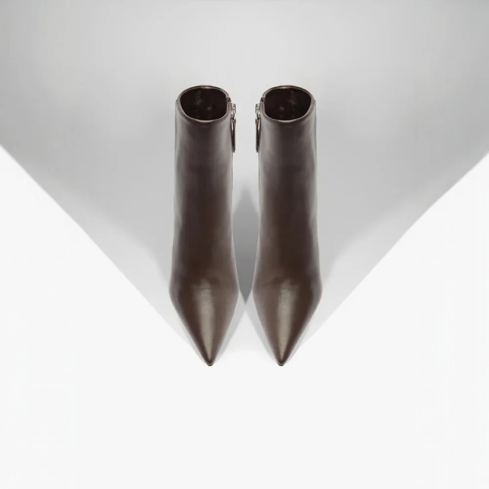 Bota Schutz Mikki Casual Cano Curto Couro - Produto 48 Marrom 5