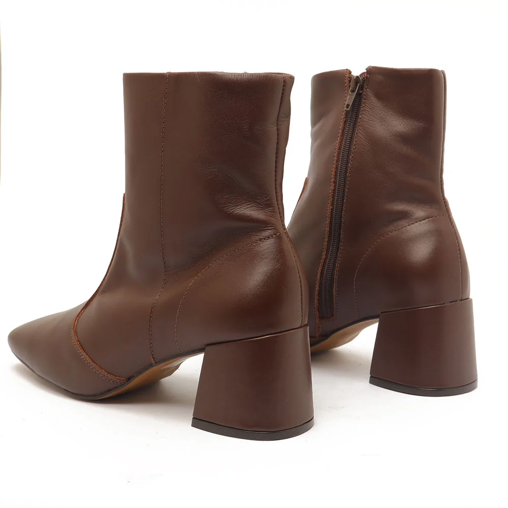 Bota Feminina Sapato Da Corte Salto Bloco Médio Couro -Produto 03 Chocolate 4