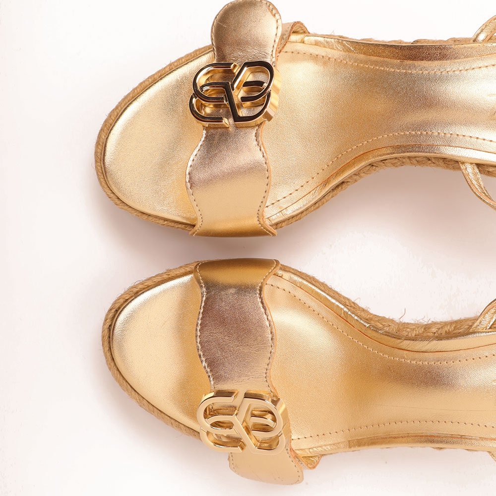 Sandália Schutz Anabela Salto Alto Corda Tornozelo Dourado 7