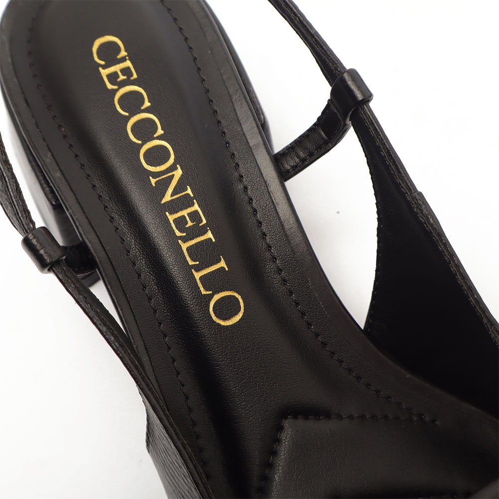 Scarpin Cecconello Couro Salto Bloco Baixo Fivela Preto 9