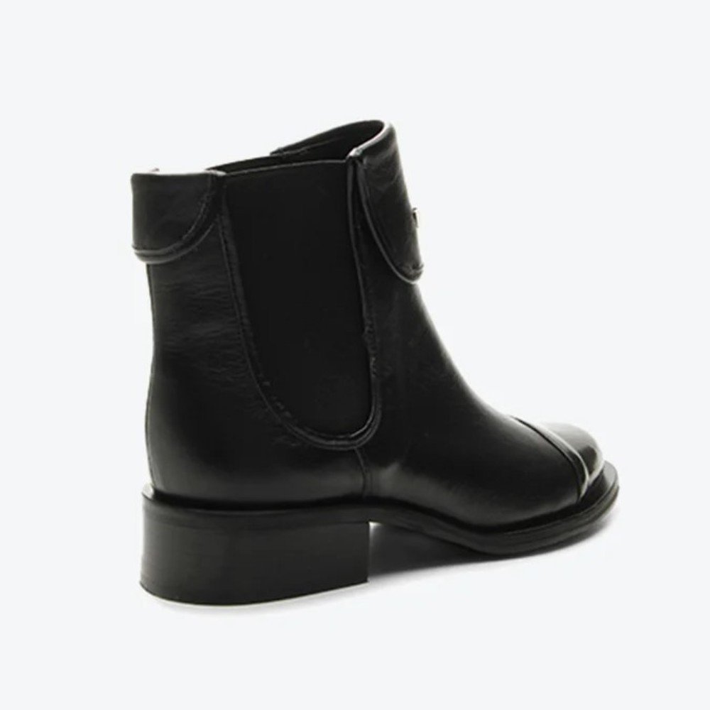 Bota Newport Vicenza Salto Bloco Baixo Couro Preto 4