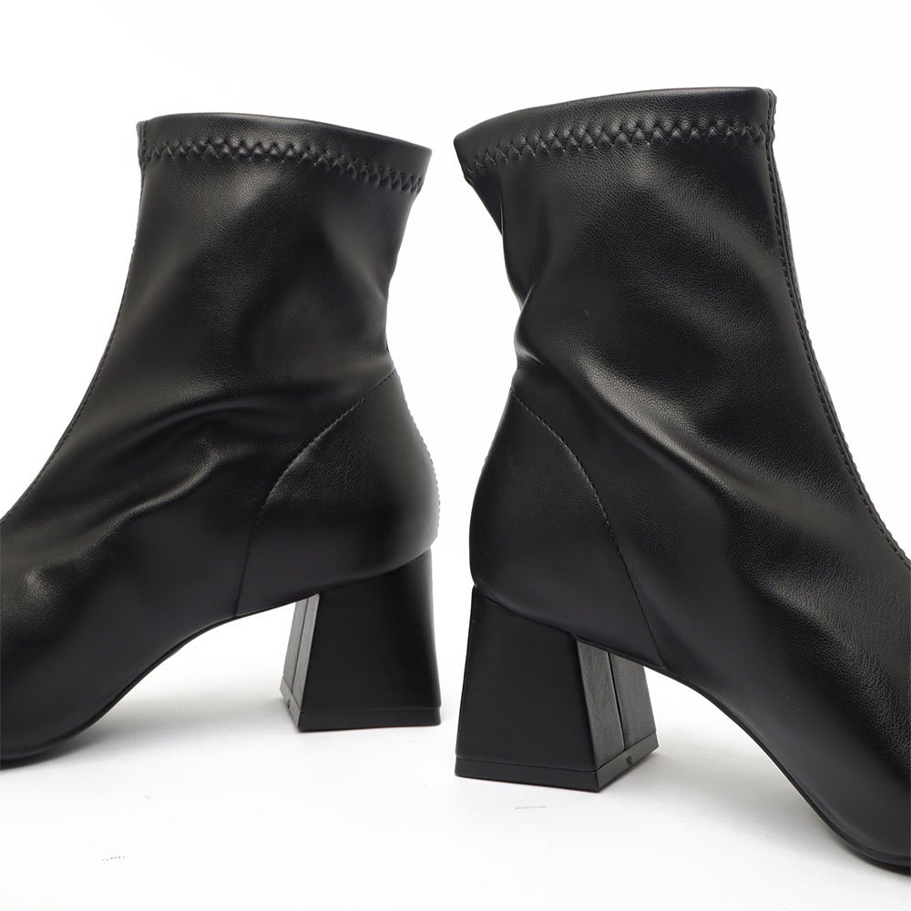 Bota Sapato Da Corte Salto Bloco Médio Cano Curto Strech Preto 7
