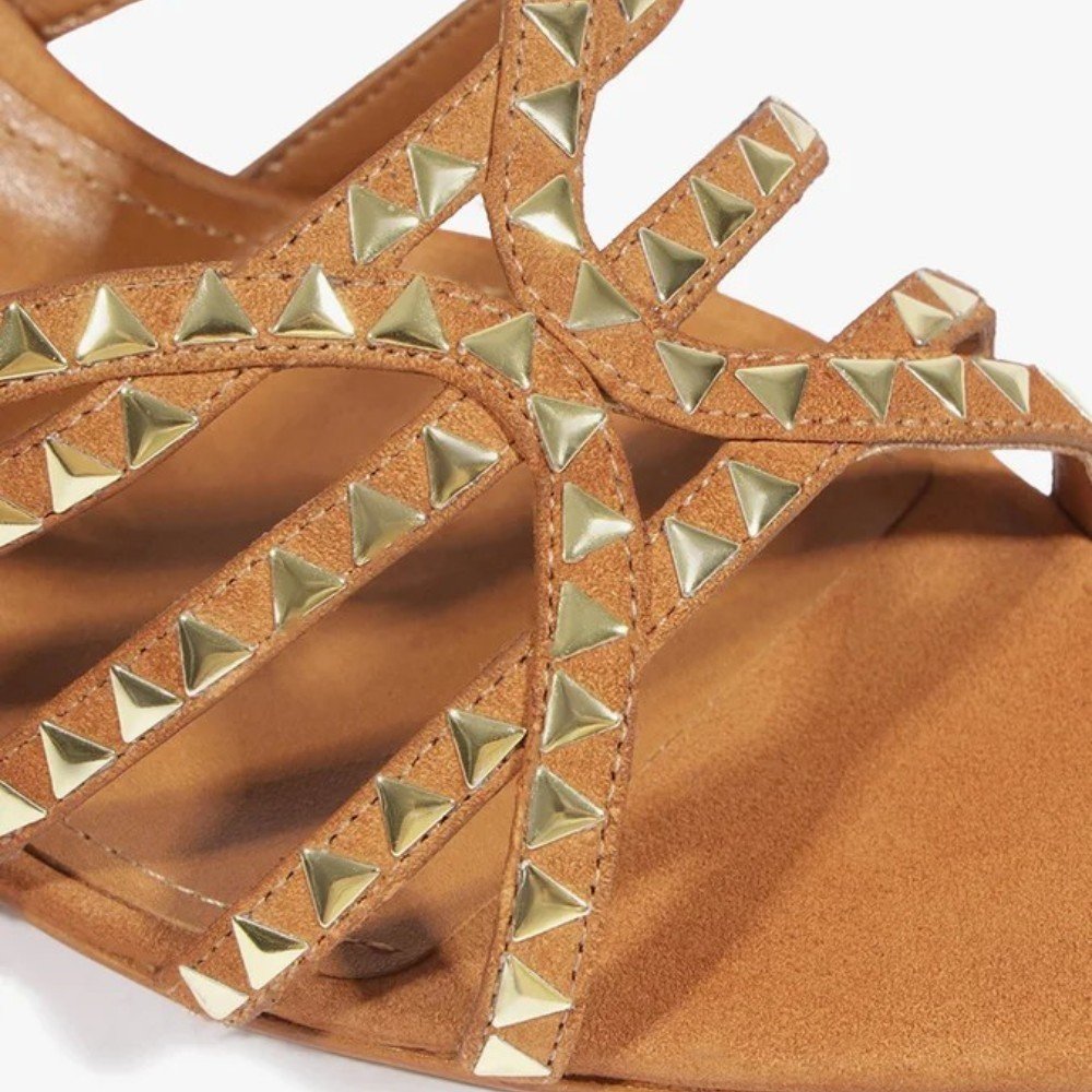 Sandália Feminina Schutz Millão Couro Spikes Caramelo 6