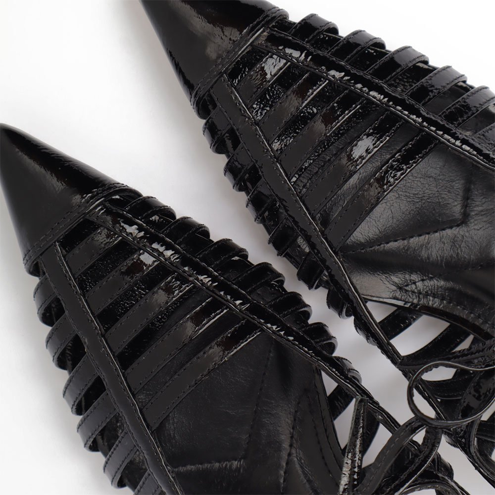 Slingback Cecconello Vazado Salto Baixo Couro Preto 6