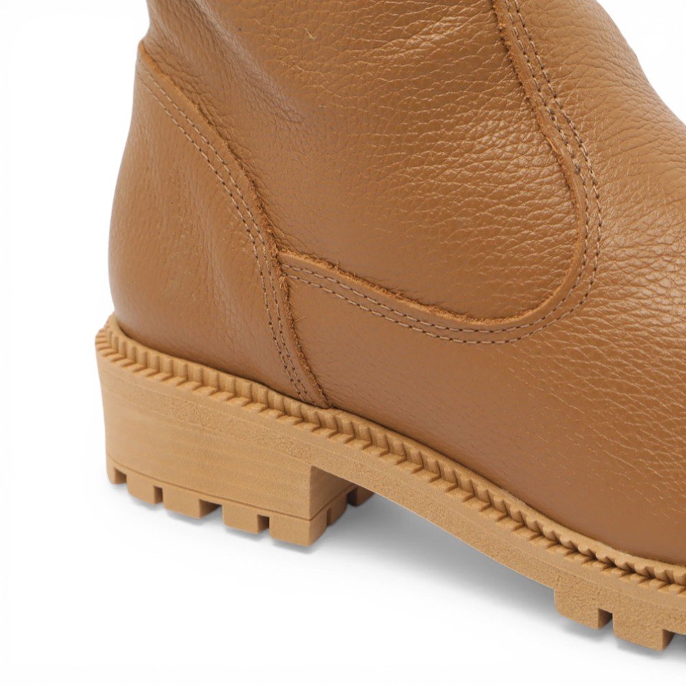 Bota Feminina Sapato Da Corte Cano Médio Flat Salto Tratorado - Produto 11 Bege 8