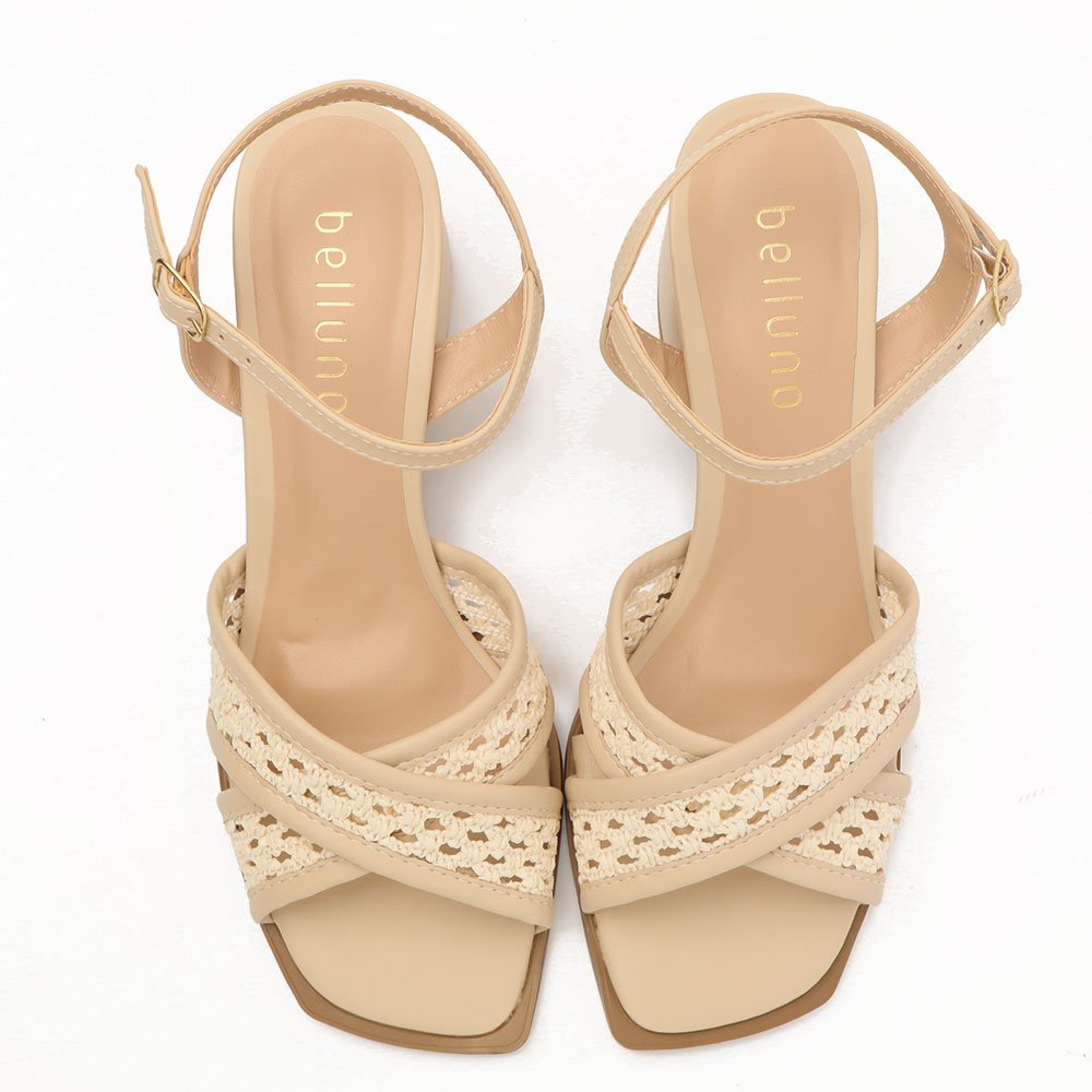 Sandália Feminina Belluno Salto Bloco Médio Tira Tressê Off White 4