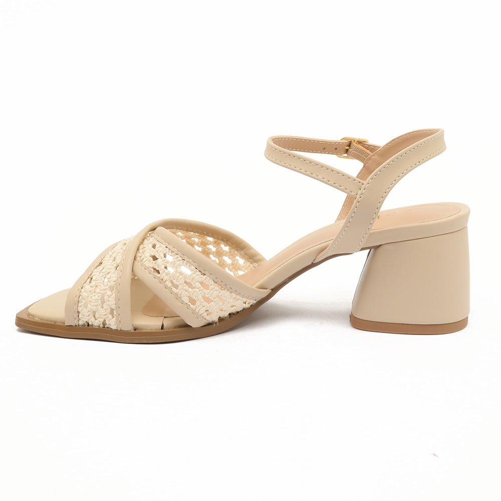 Sandália Feminina Belluno Salto Bloco Médio Tira Tressê Off White 6