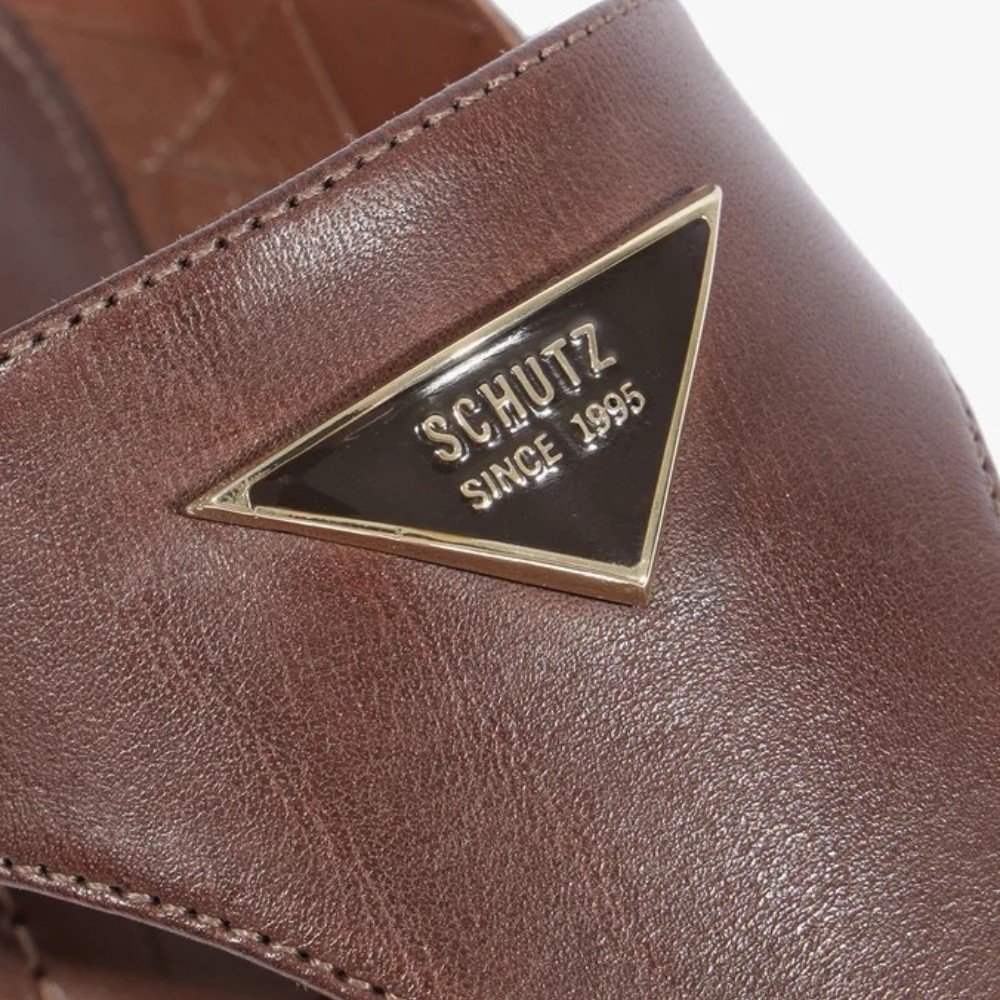 Rasteira Flat Schutz Shield Couro Marrom 3