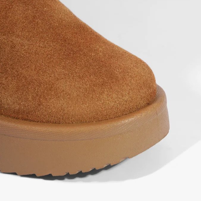Bota Ivy Schutz Bico Redondo Marrom 5