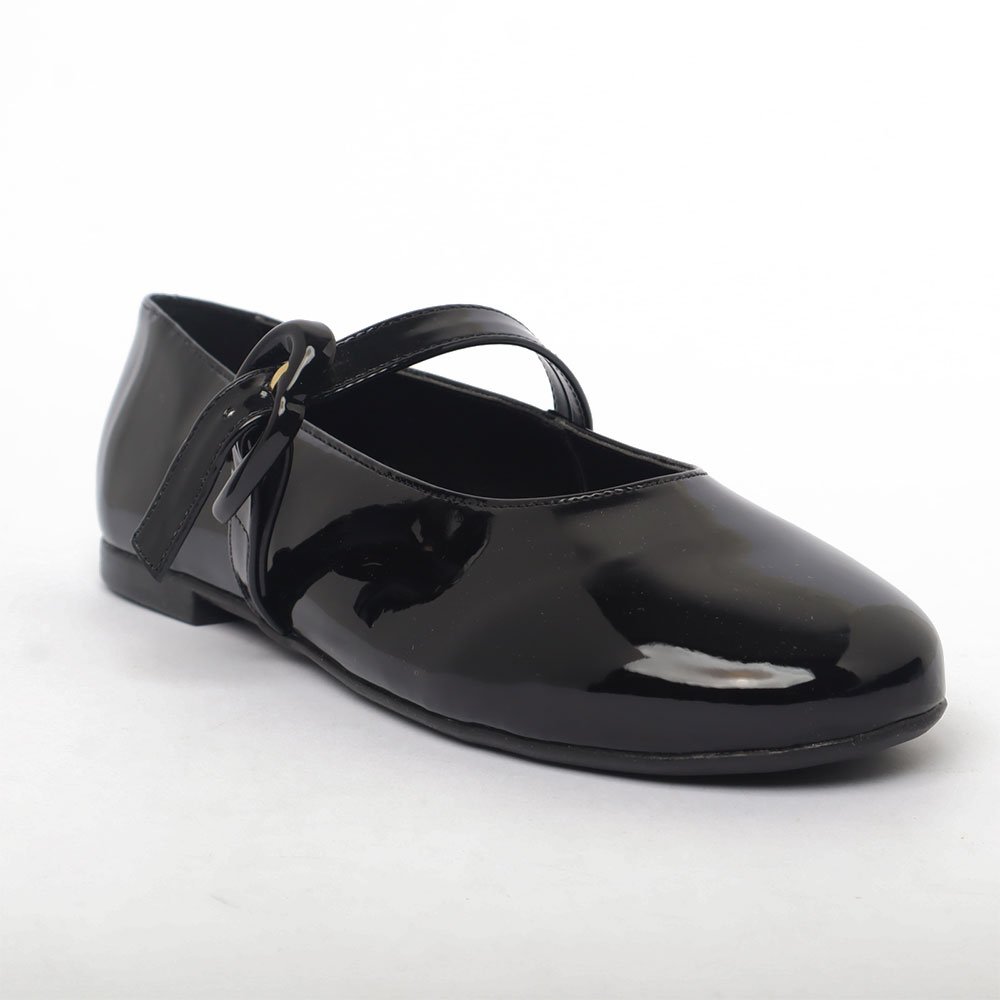 Sapatilha Belluno Bico Redondo Fivela Coração Preto 2