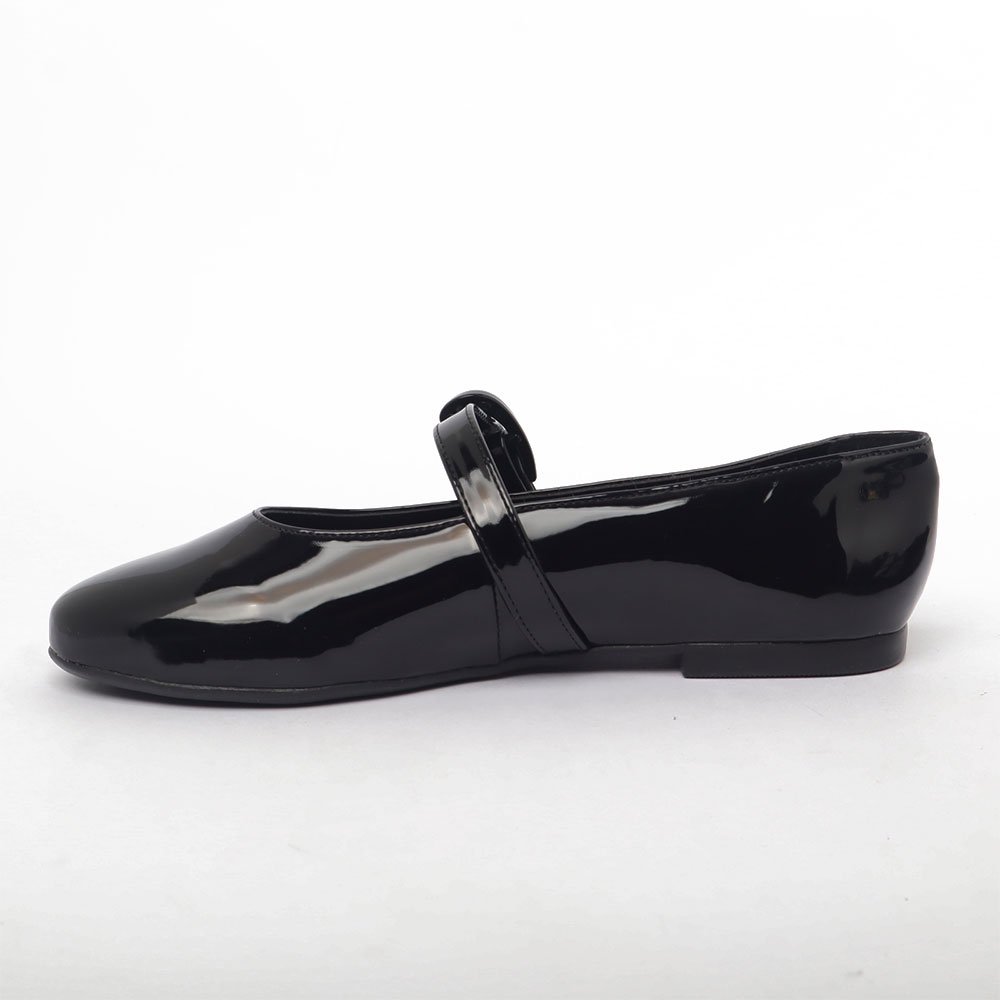 Sapatilha Belluno Bico Redondo Fivela Coração Preto 6