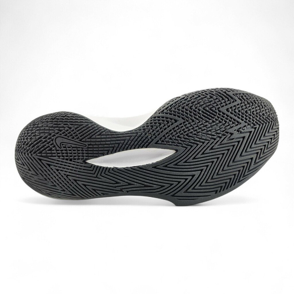 Tênis Masculino Nike Precision Vi 6 Preto e Branco Desenvolvido para Jogadores de Baskete - Precision Vi Preto 4