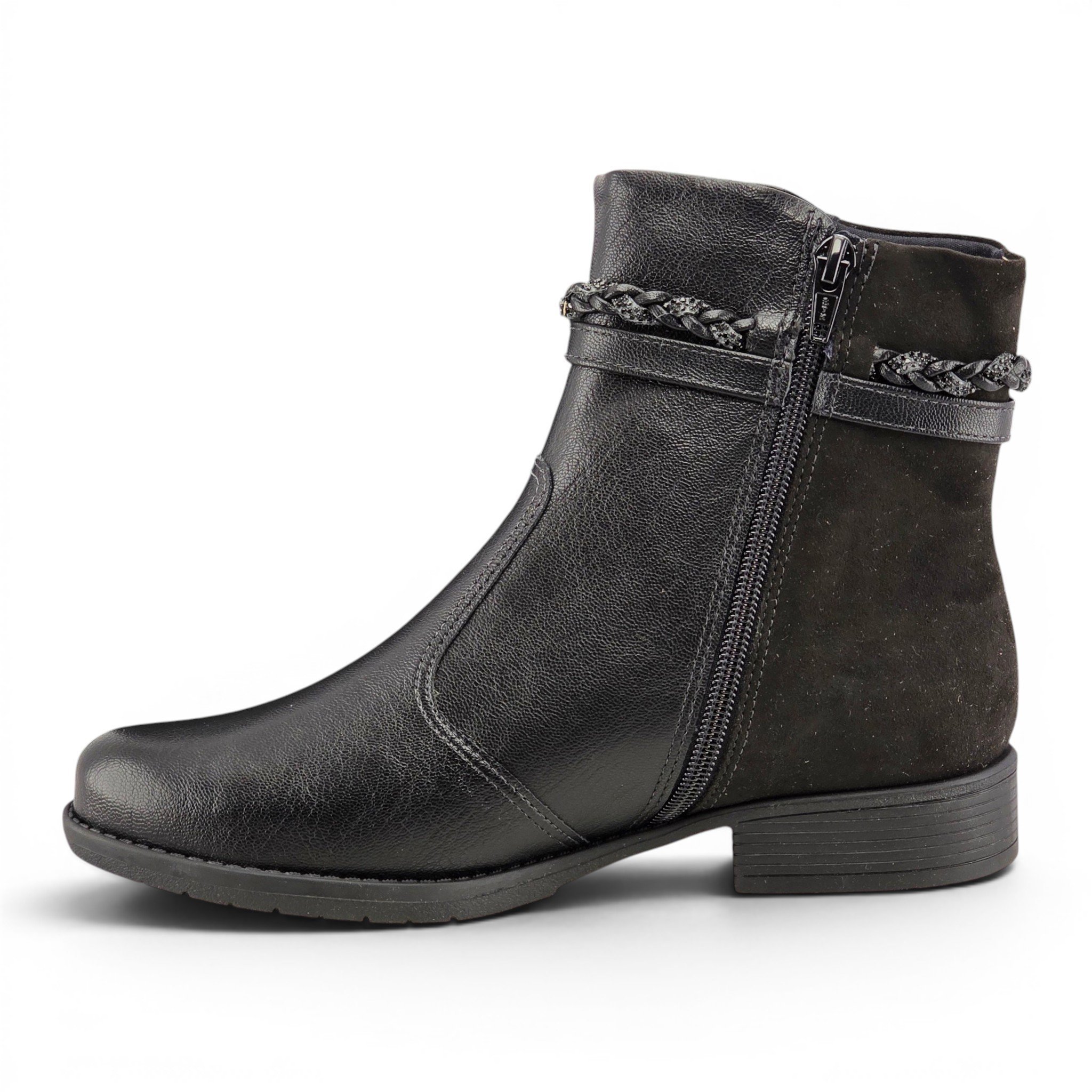 Bota Feminina Piccadilly Cano Curto com Detalhe em Camurça Trança Strass e Fivela - 653027 Preto 2