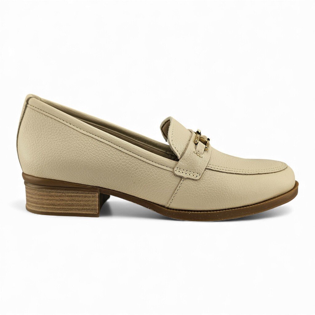 Sapato Feminino Pegada Mocassim Couro Loafer Corrente Dourada - 222001