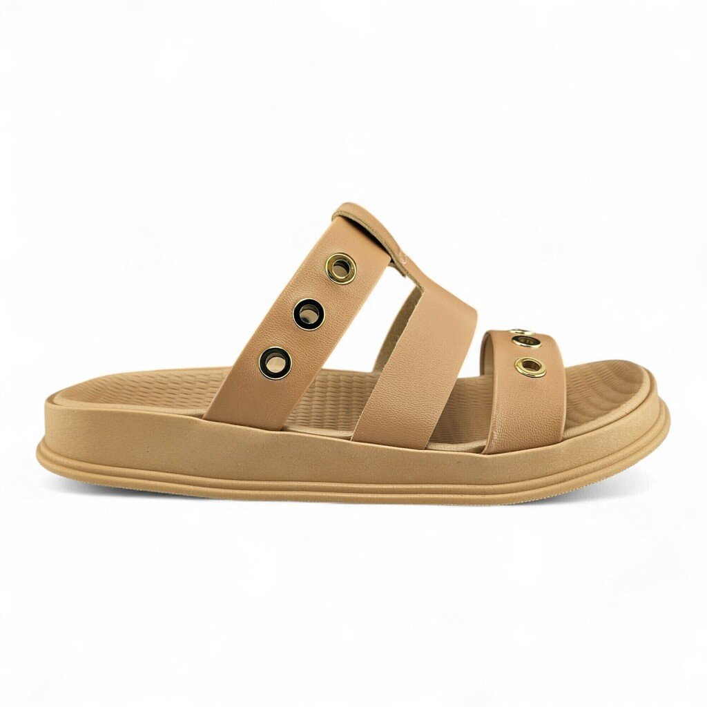 Tamanco Feminino Moleca Napa Sola PVC Três Tiras Largas com Ilhós - 5556103