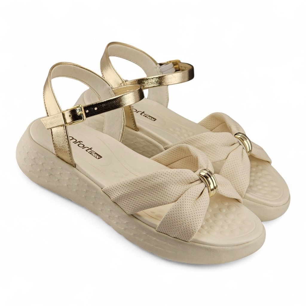 Sandália Feminina Comfortflex Papete Tira Ajustável Detalhe Metálico Dourado - 2547403 Off White 2