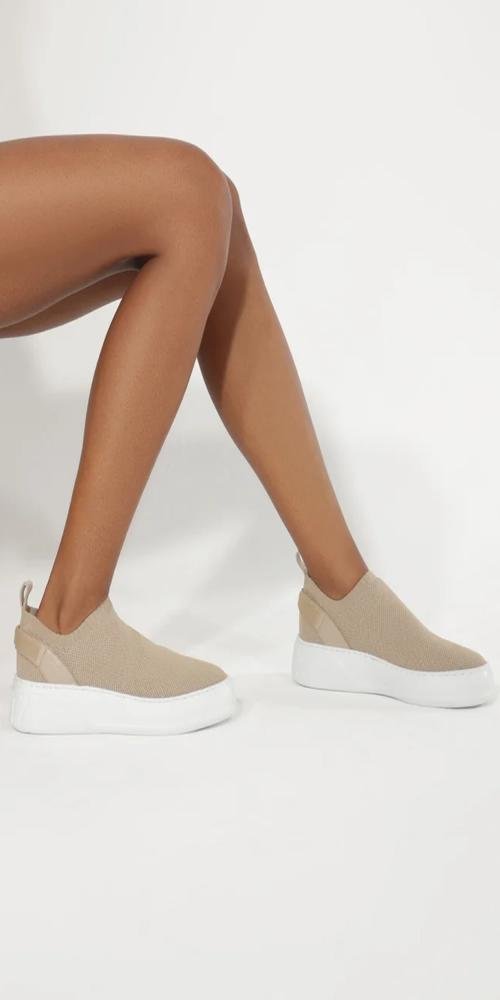 Tênis Schutz Sem Cadarço Tecido Knit Bege 2