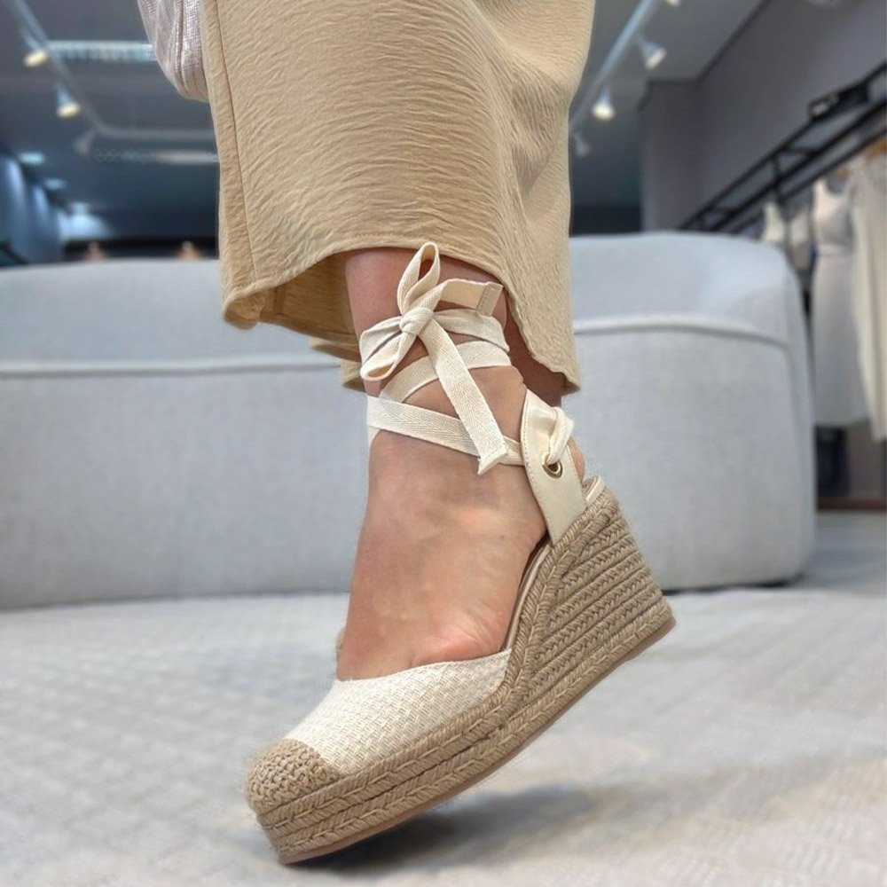 Sandália Espadrille Arezzo Off White Tecido Plataforma Off White 2