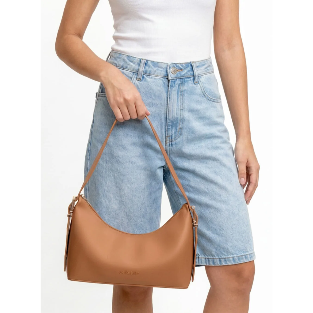 Bolsa Thayla Petite Jolie Média com Fivelas PJ11442 Bege 2