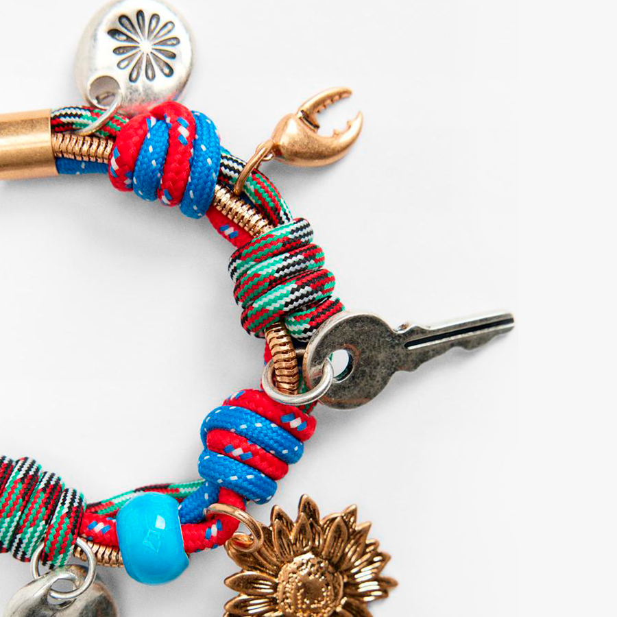 PULSEIRA DE CORDA COM PINGENTES COLORIDOS Multicores 2