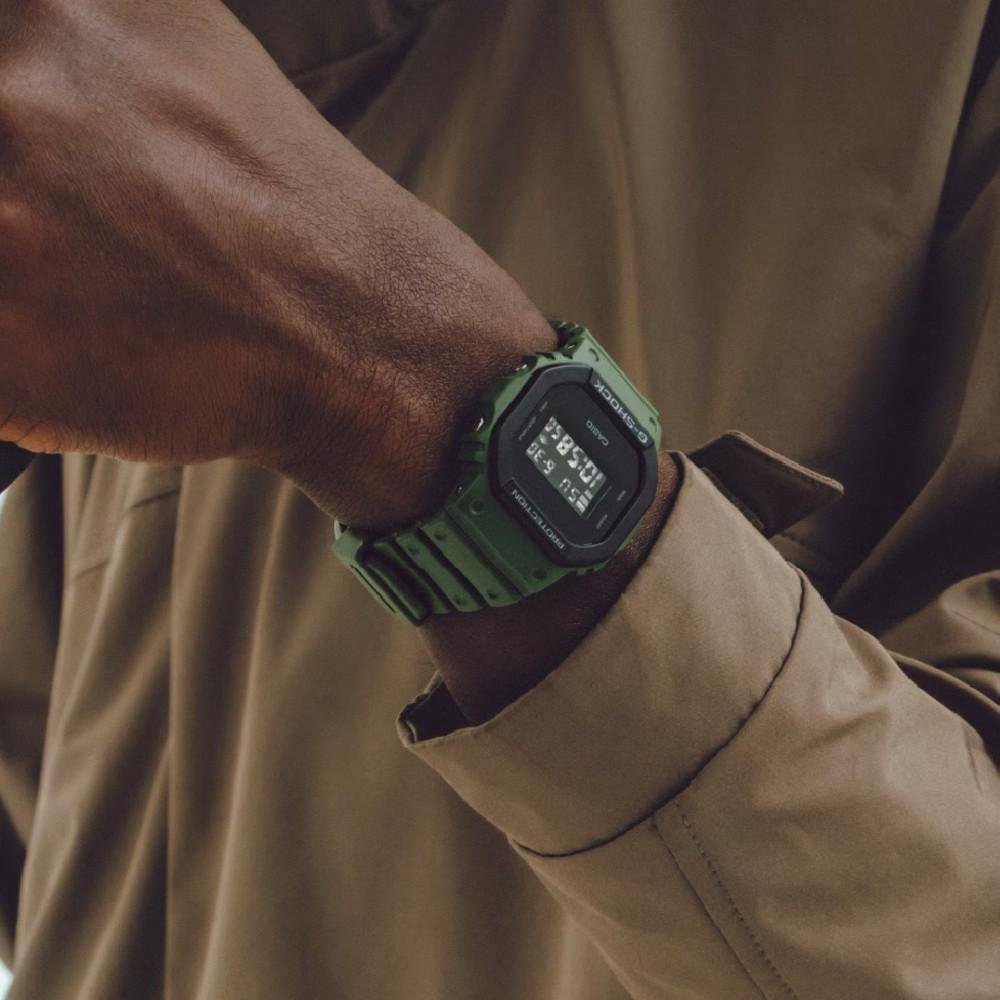 Relógio Casio G-Shock Masculino DW-5610UU-3DR Verde 5